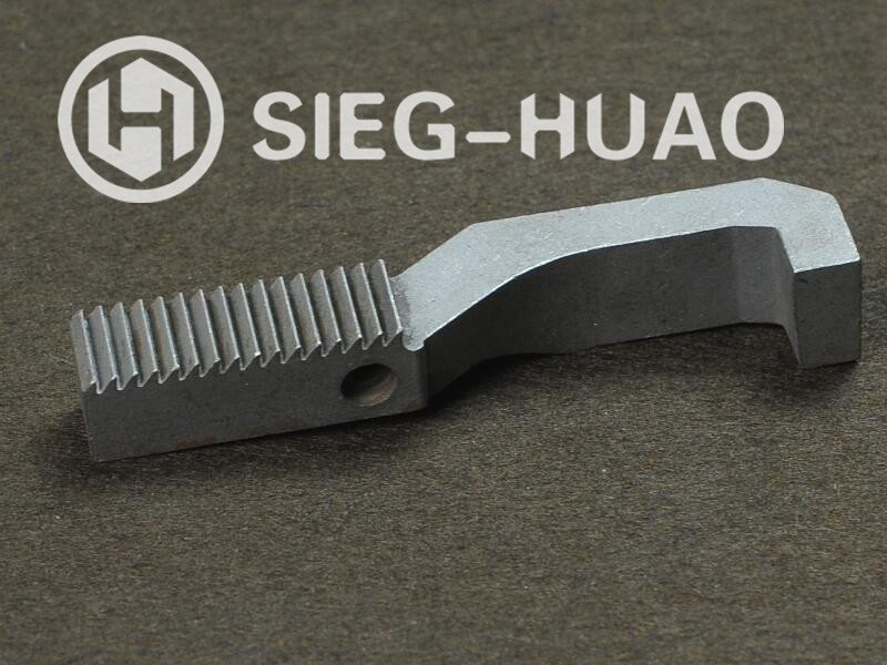 Investment Casting Tool Steel Engine Bracket for Commercial Vehicle